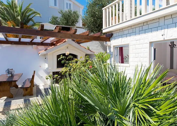 Wisibada Апартаменти *