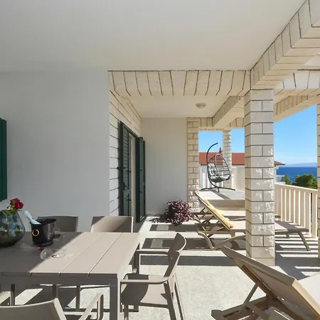 Wisibada Trogir