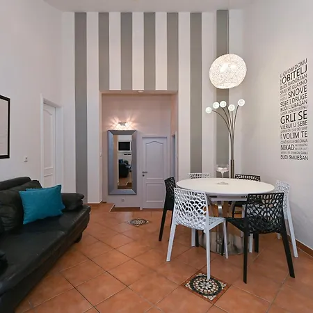 Wisibada Trogir