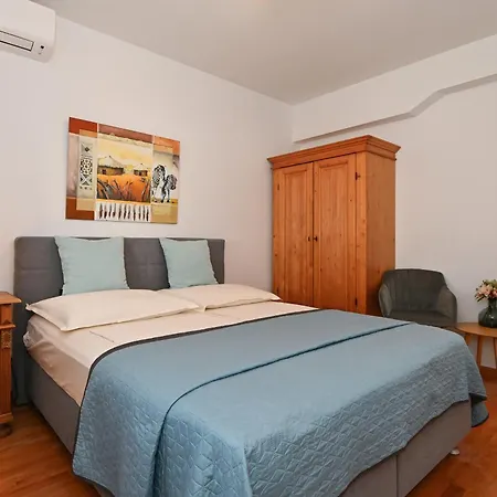 Apartament Wisibada